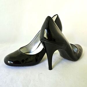 Jessica Simpson Oscar Black Patent Leather Heels Size 7 NWOB